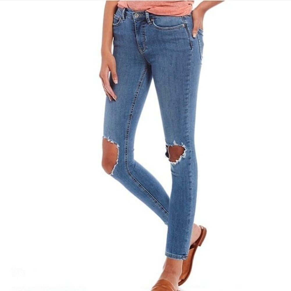 Free people High Rise, Busted, Distressed, skinny, size 30 jeans.